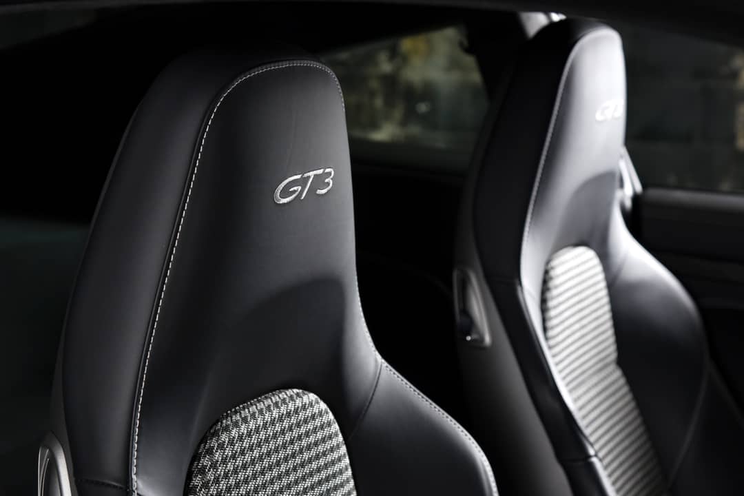 2018 Porsche 911 GT3 Touring — photo 21