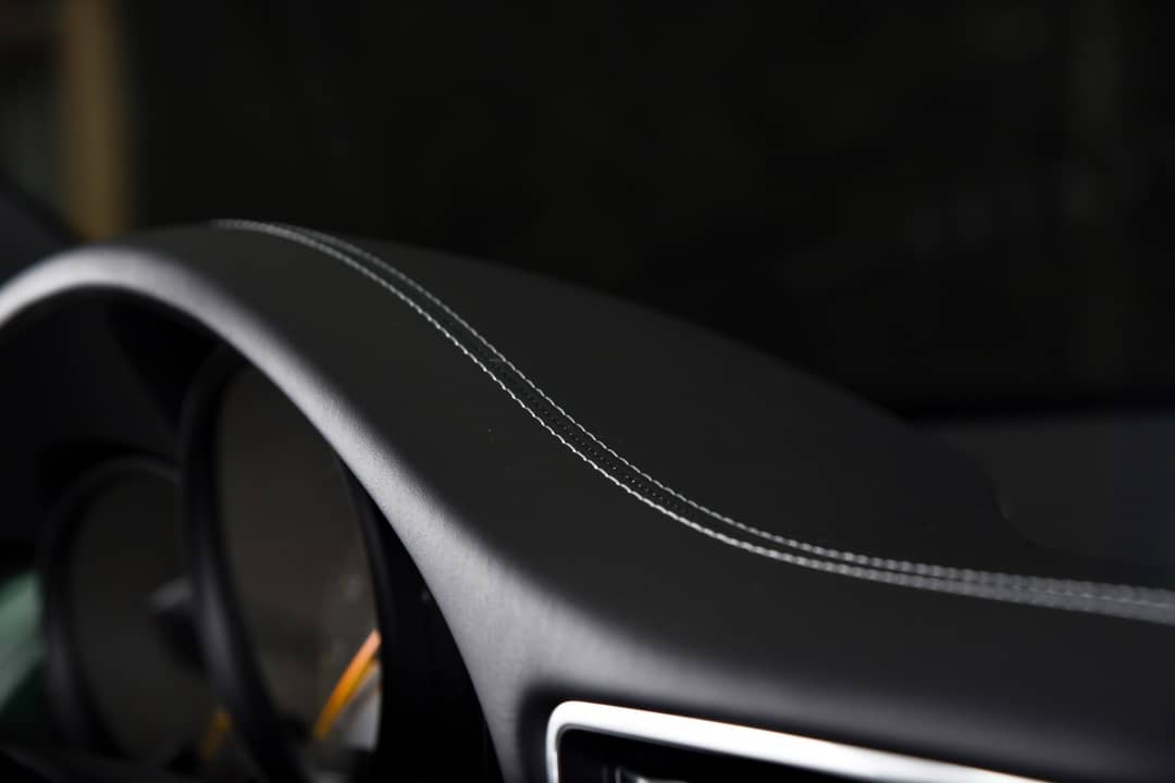 2018 Porsche 911 GT3 Touring — photo 26