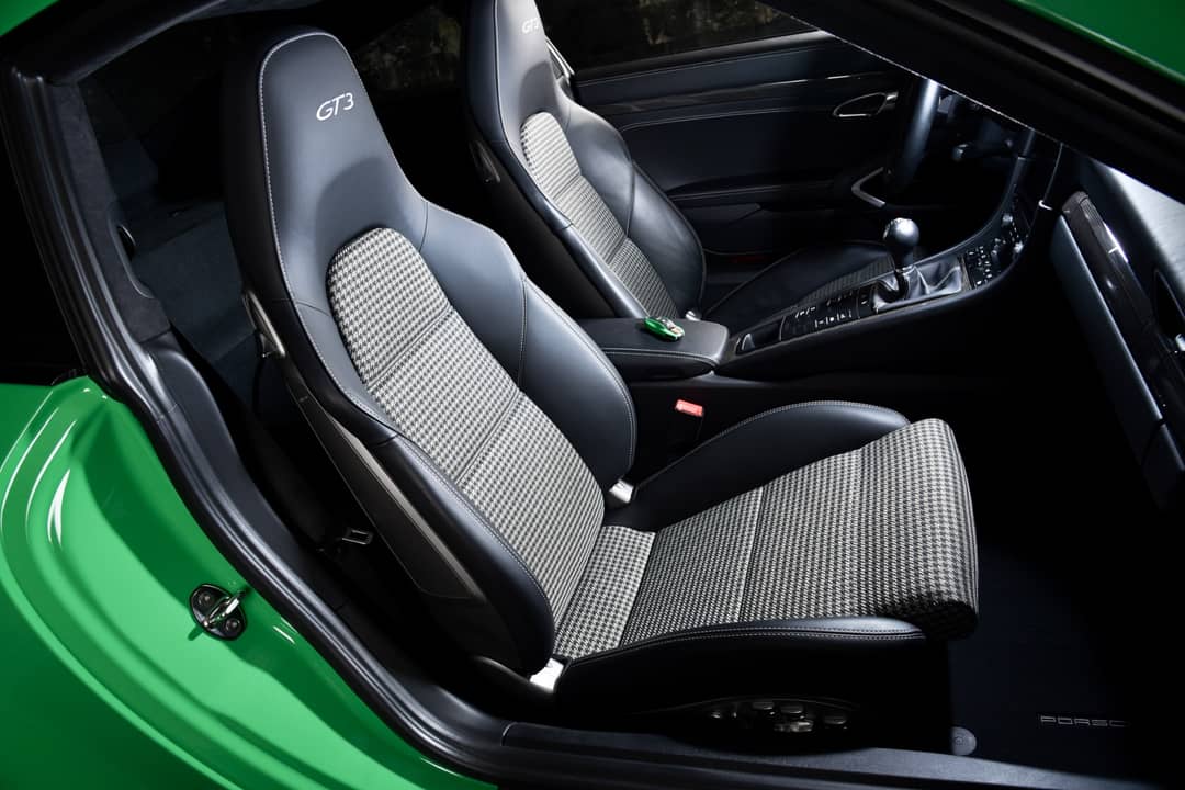 2018 Porsche 911 GT3 Touring — photo 5
