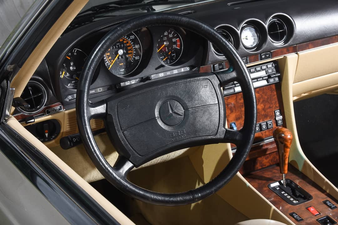 1989 Mercedes-Benz 560 SL — photo 11