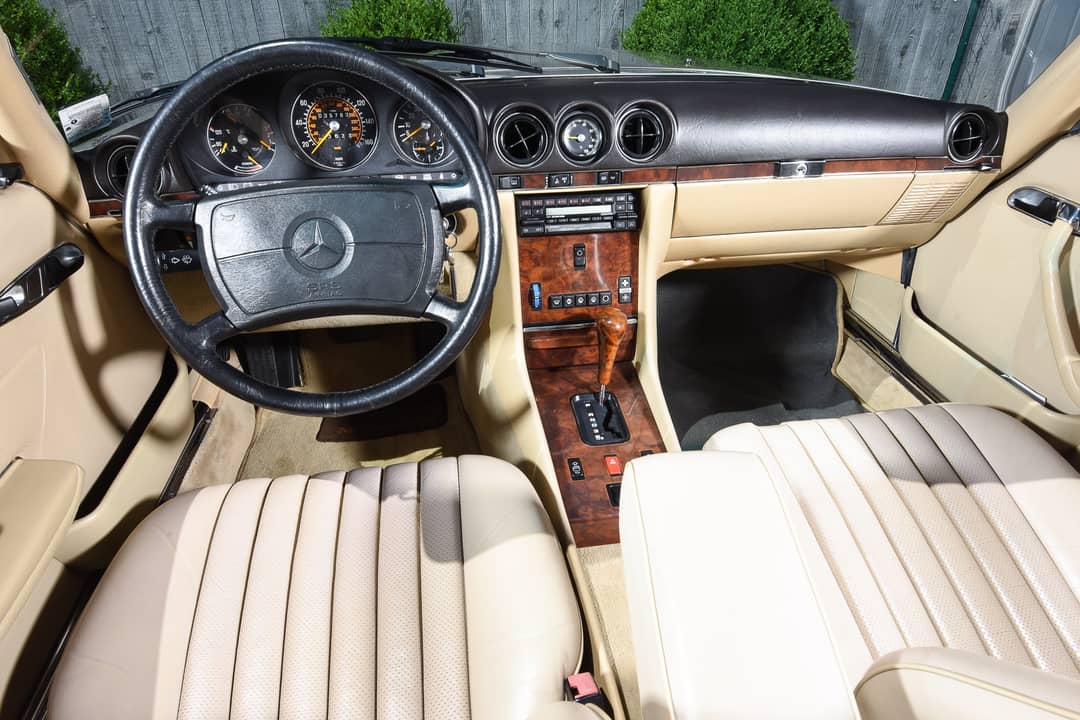 1989 Mercedes-Benz 560 SL — photo 14
