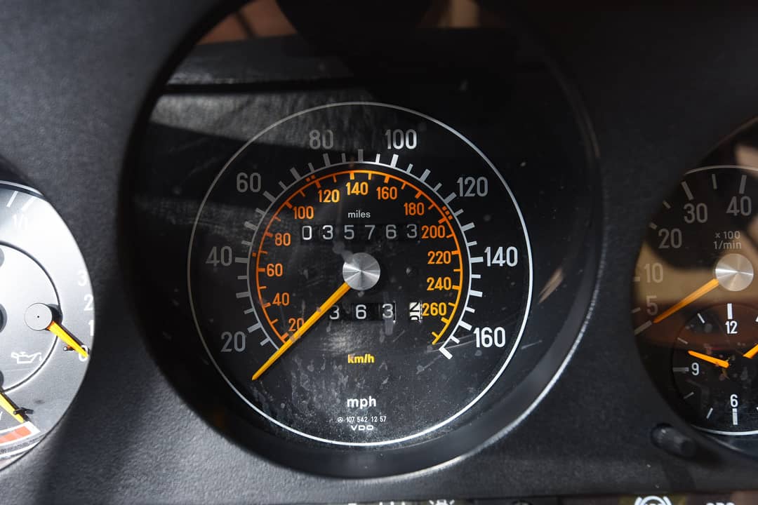 1989 Mercedes-Benz 560 SL — photo 22