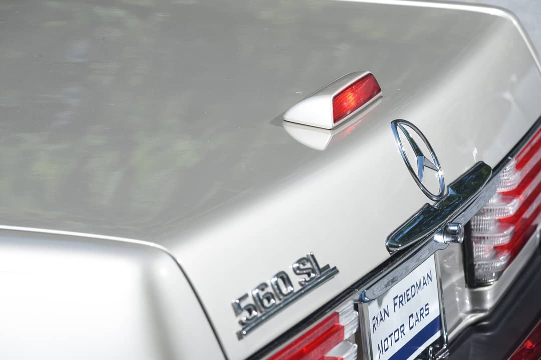 1989 Mercedes-Benz 560 SL — photo 34