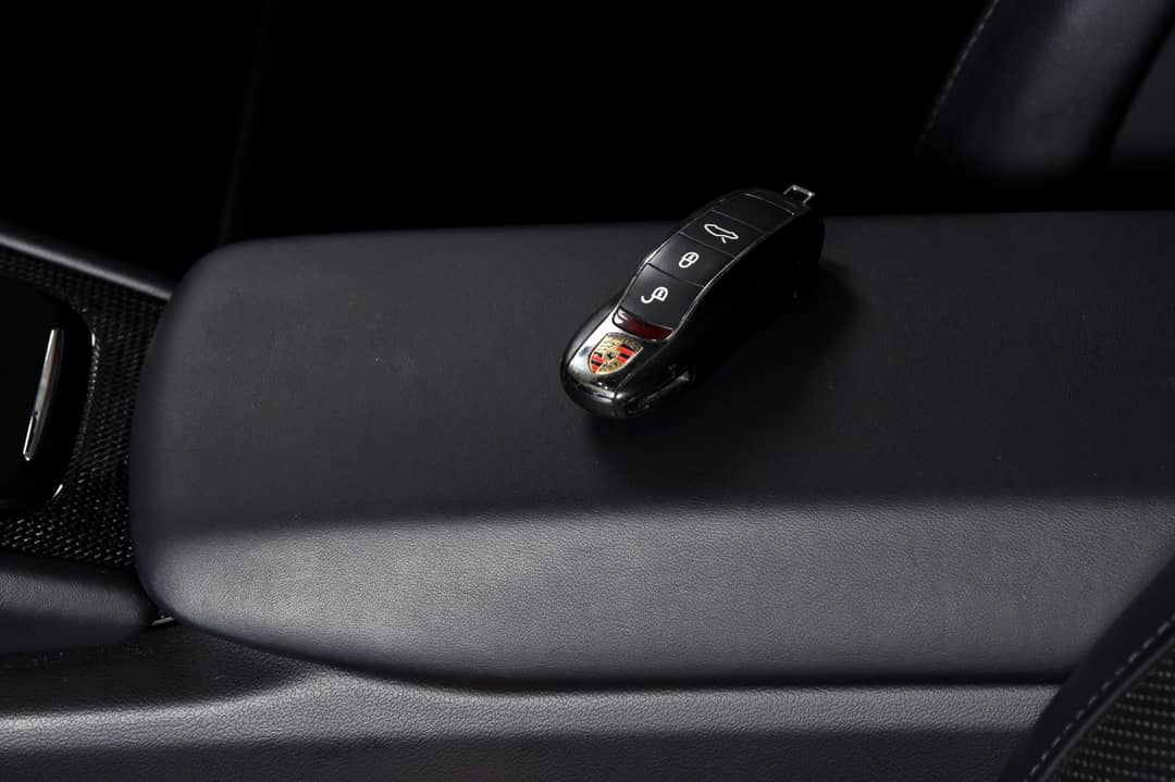 2016 Porsche 911 Turbo S — photo 27