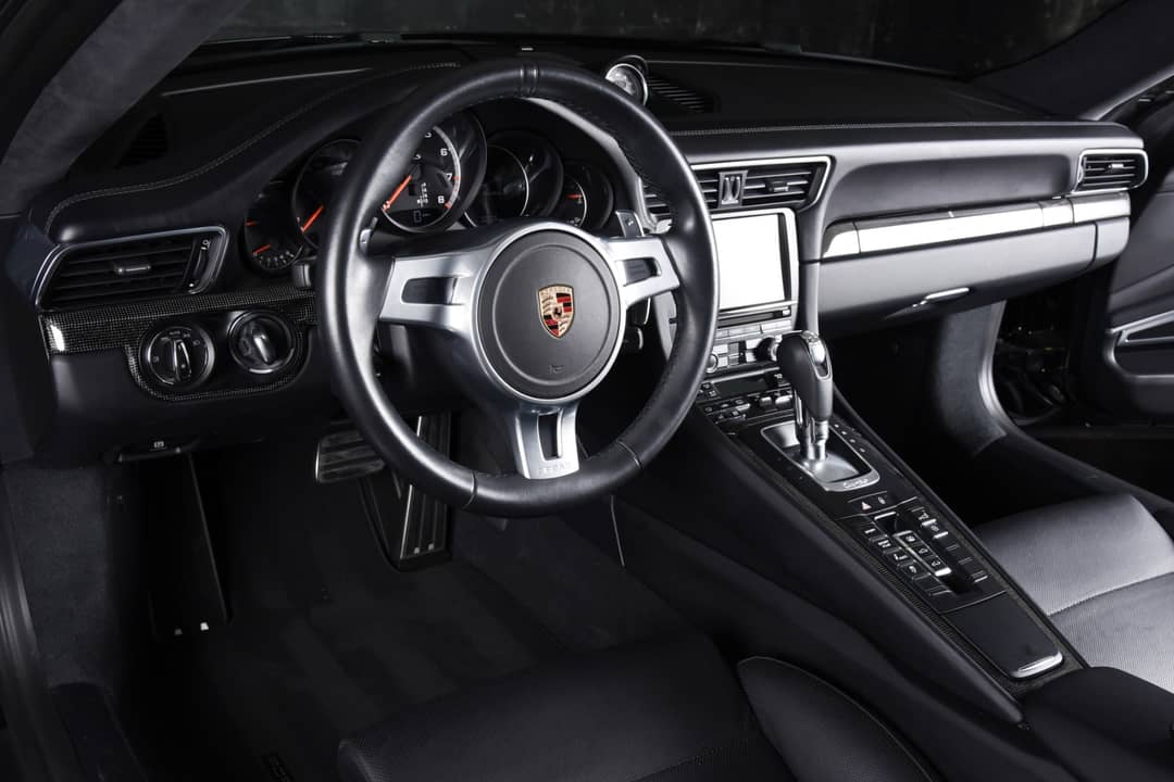 2016 Porsche 911 Turbo S — photo 4