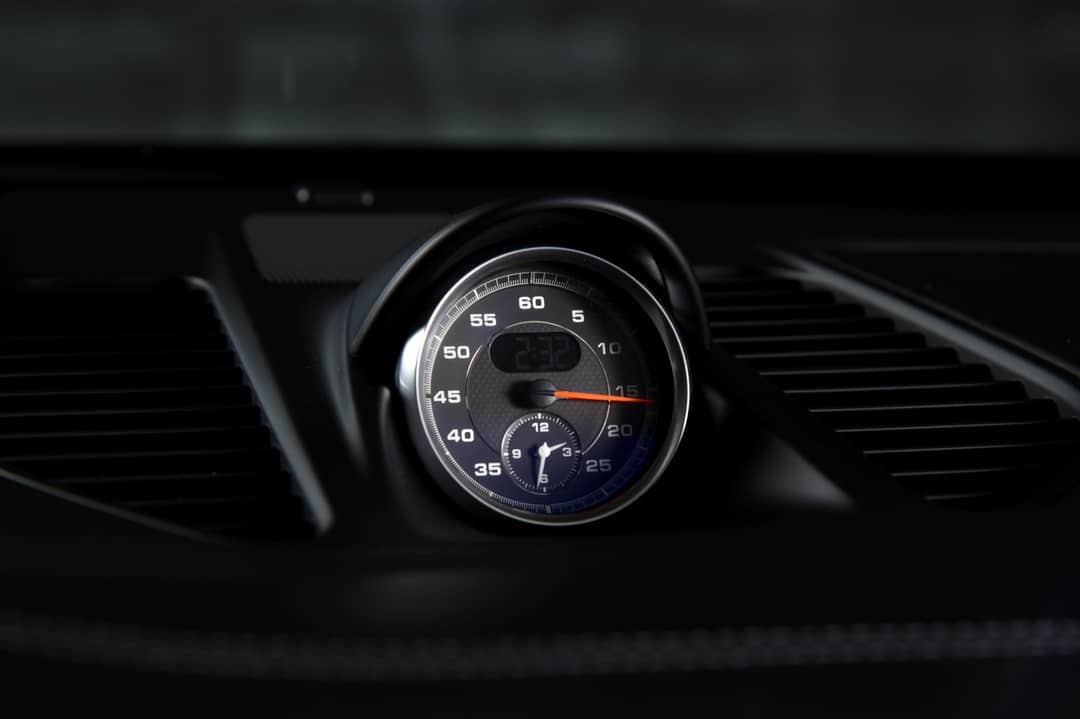 2016 Porsche 911 Turbo S — photo 9