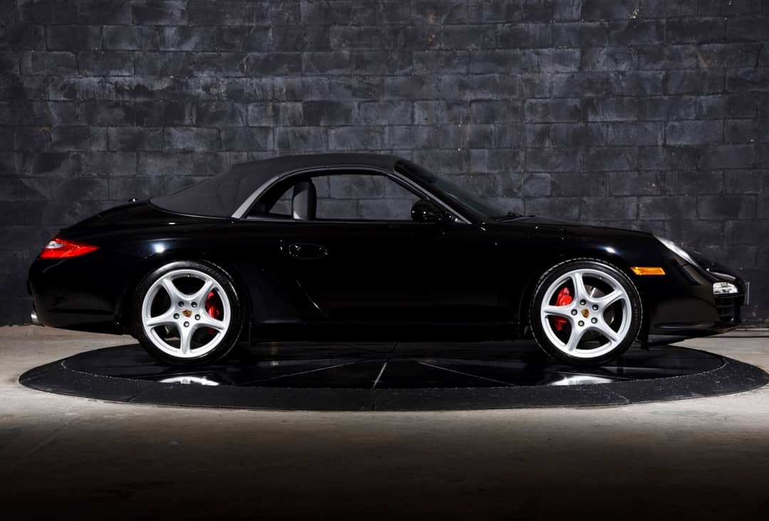 2010 Porsche 911 Carrera S — photo 32