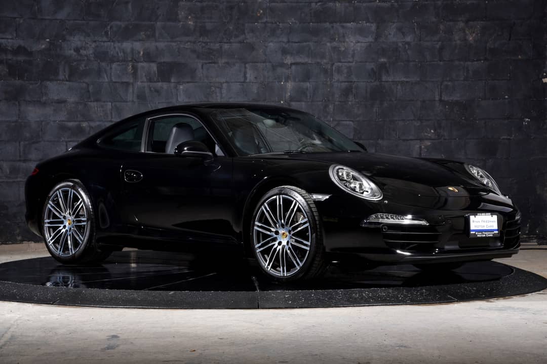 2016 Porsche 911 Carrera Black Edition — photo 2