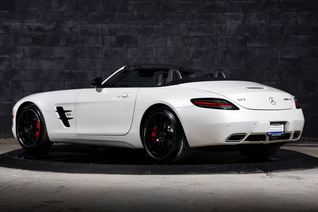 2014 Mercedes-Benz SLS AMG GT — photo 3