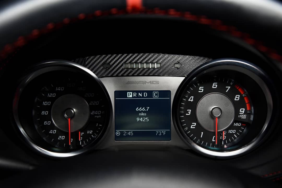 2014 Mercedes-Benz SLS AMG GT — photo 23