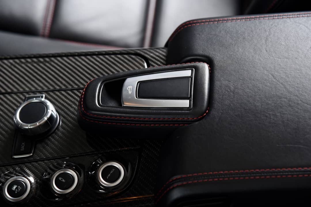 2014 Mercedes-Benz SLS AMG GT — photo 28