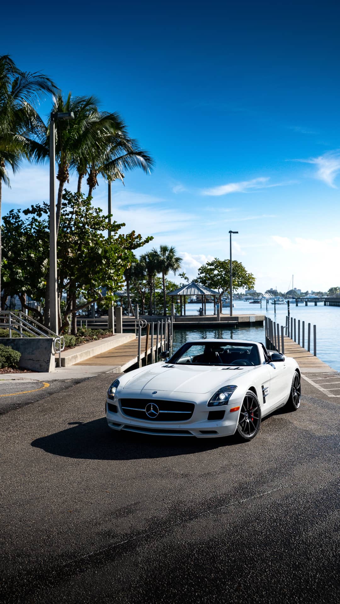 2014 Mercedes-Benz SLS AMG GT — photo 71