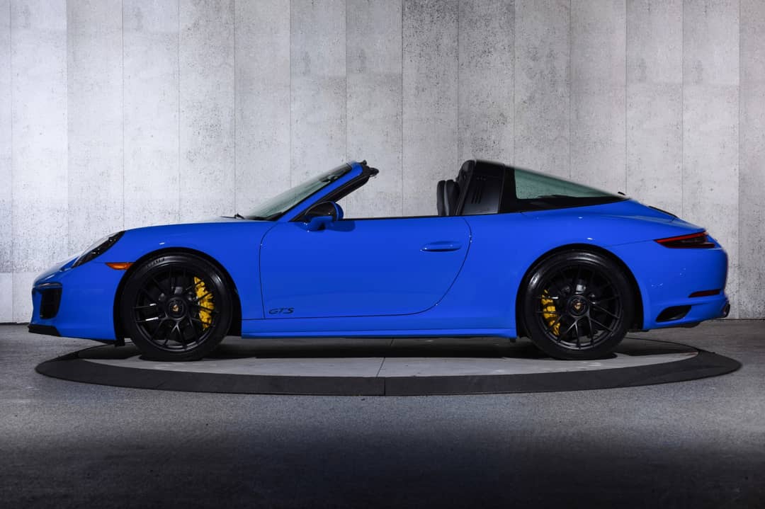 2018 Porsche 911 Targa 4 GTS — photo 18