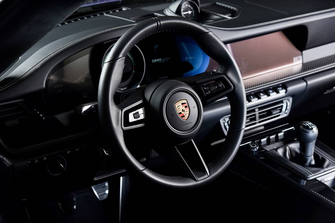 2024 Porsche 911 S/T — photo 22