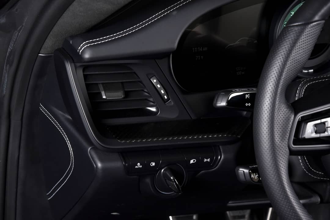 2024 Porsche 911 S/T — photo 35