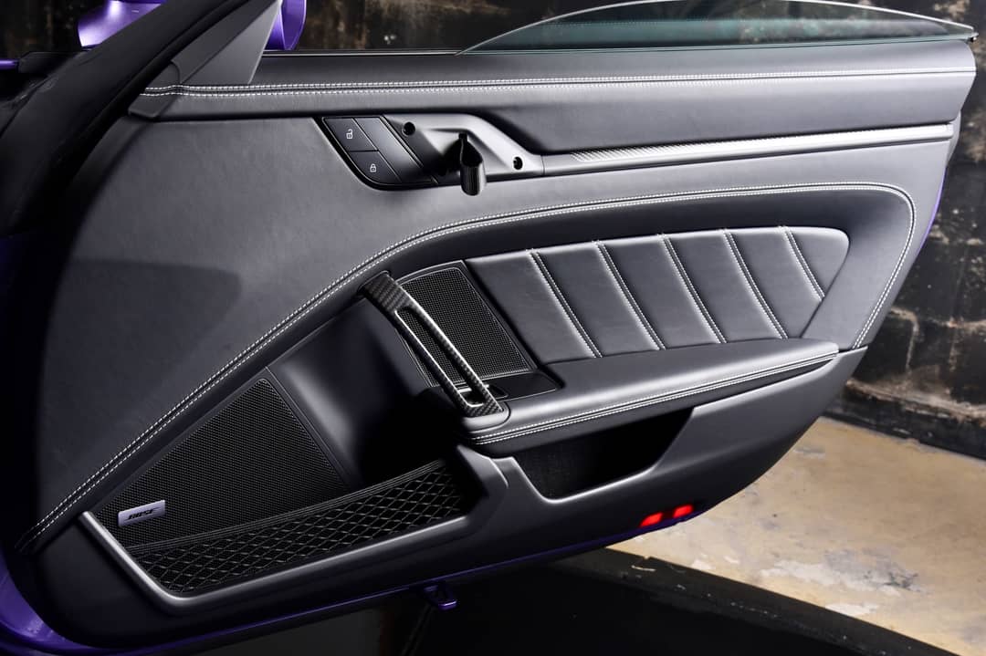 2024 Porsche 911 S/T — photo 36