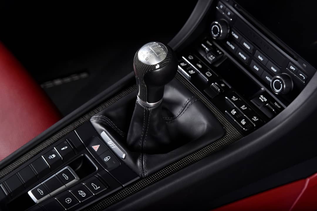 2018 Porsche 911 Targa 4 GTS — photo 6