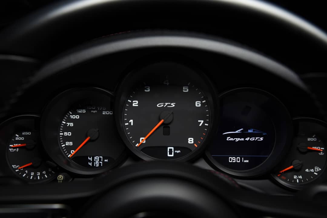 2018 Porsche 911 Targa 4 GTS — photo 10