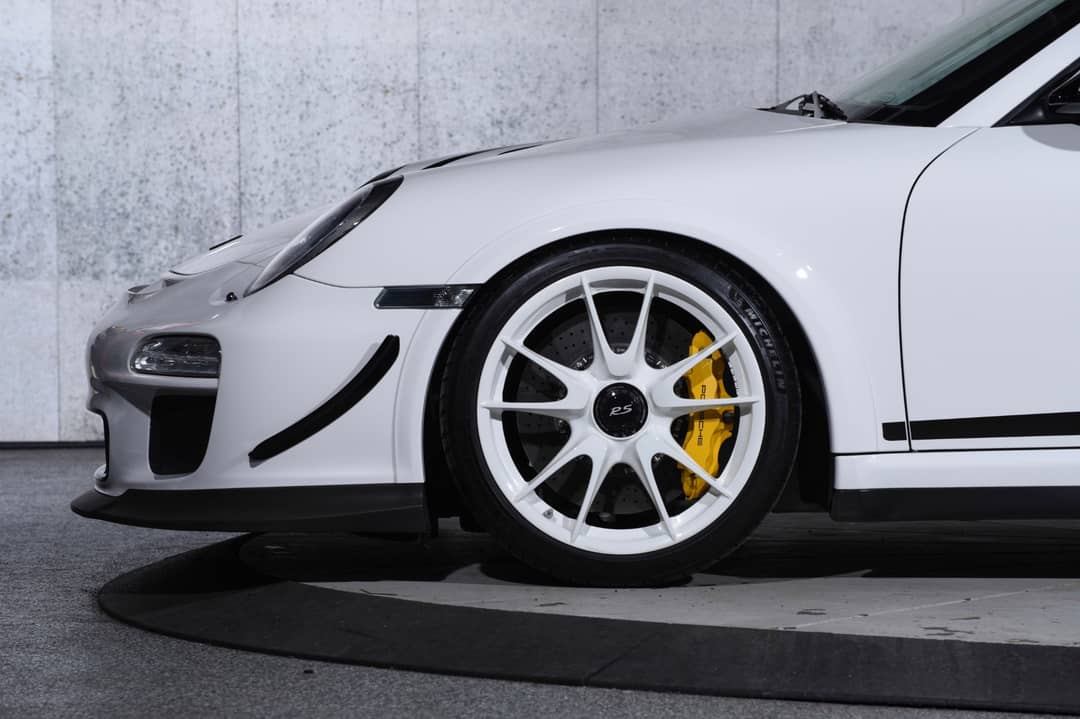 2011 Porsche 911 GT3 RS — photo 16