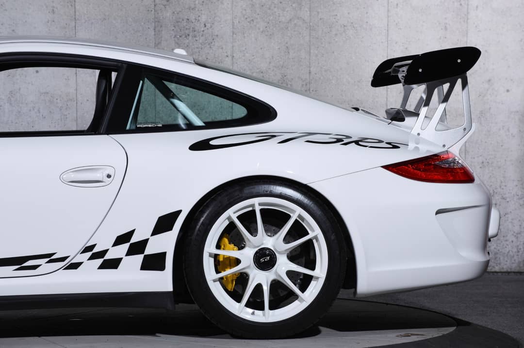 2011 Porsche 911 GT3 RS — photo 18