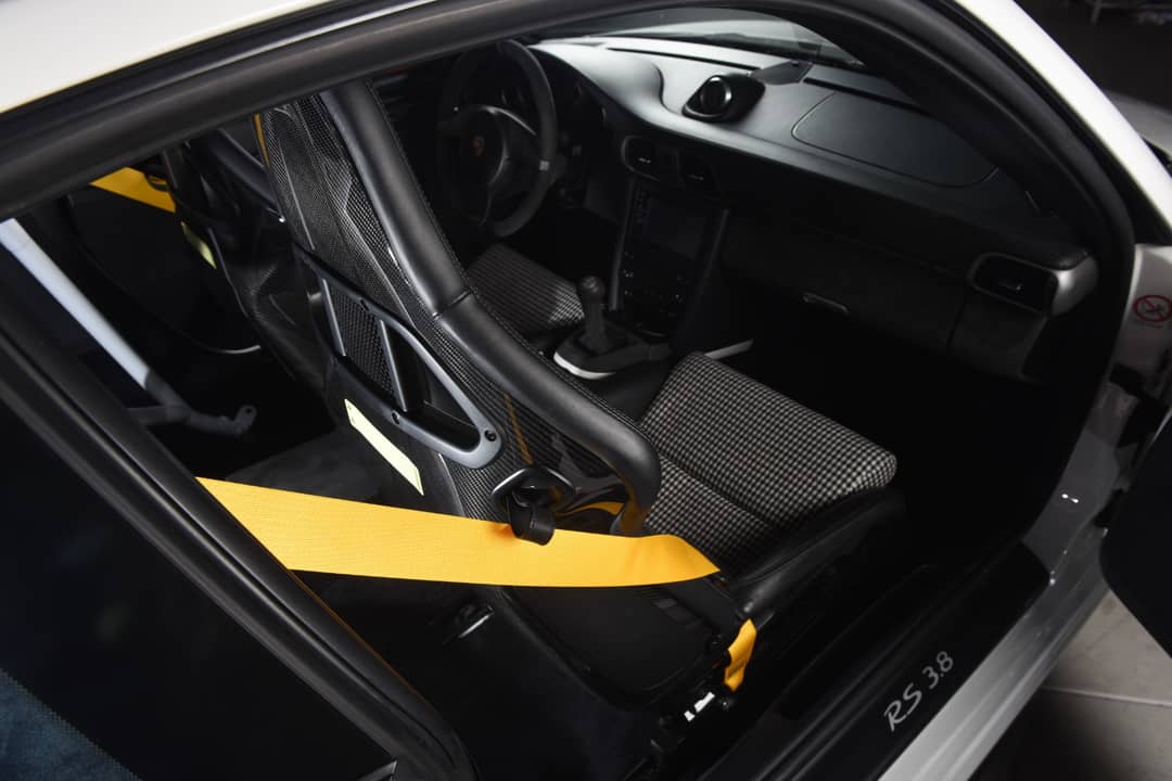 2011 Porsche 911 GT3 RS — photo 31
