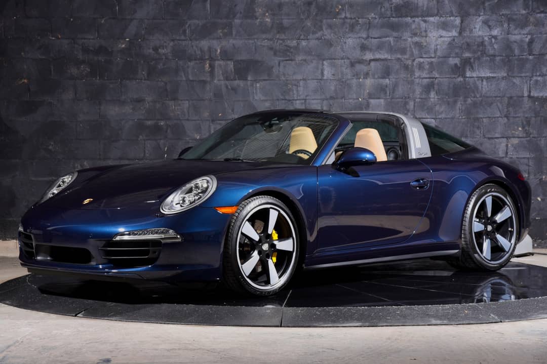 2015 Porsche 911 Targa 4S — photo 2