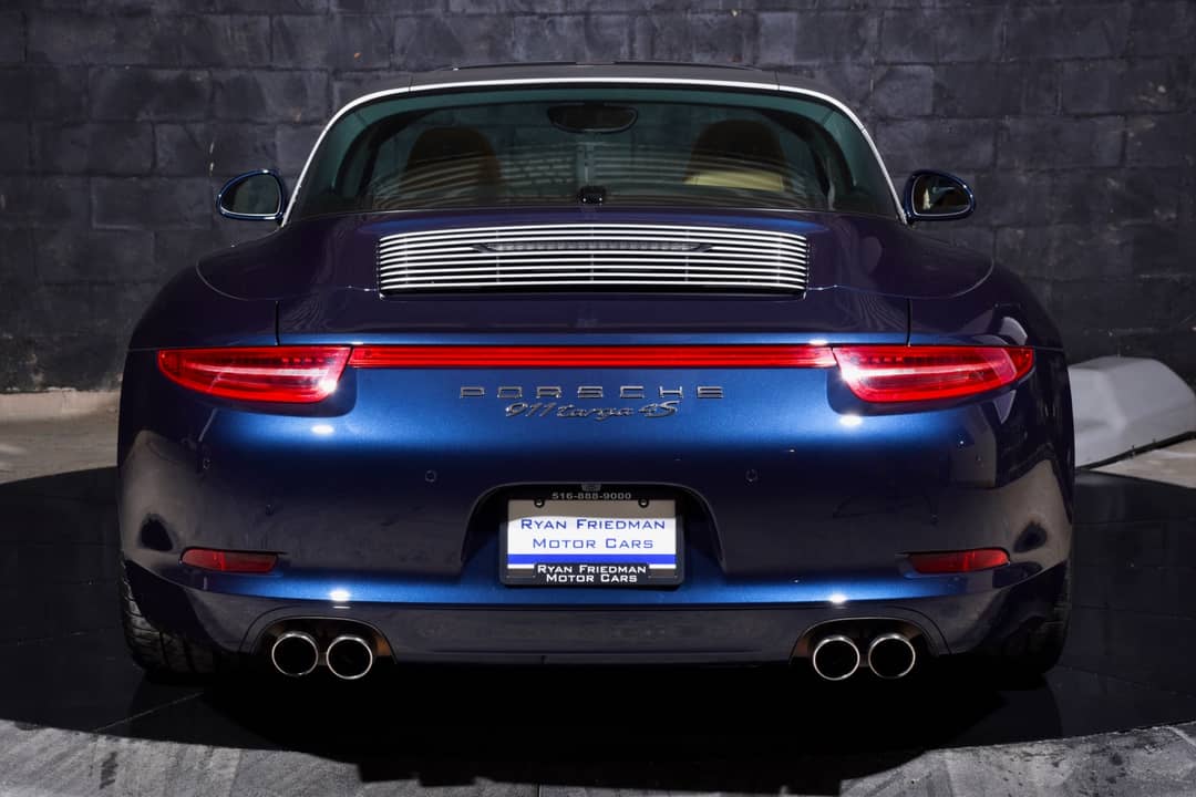2015 Porsche 911 Targa 4S — photo 12