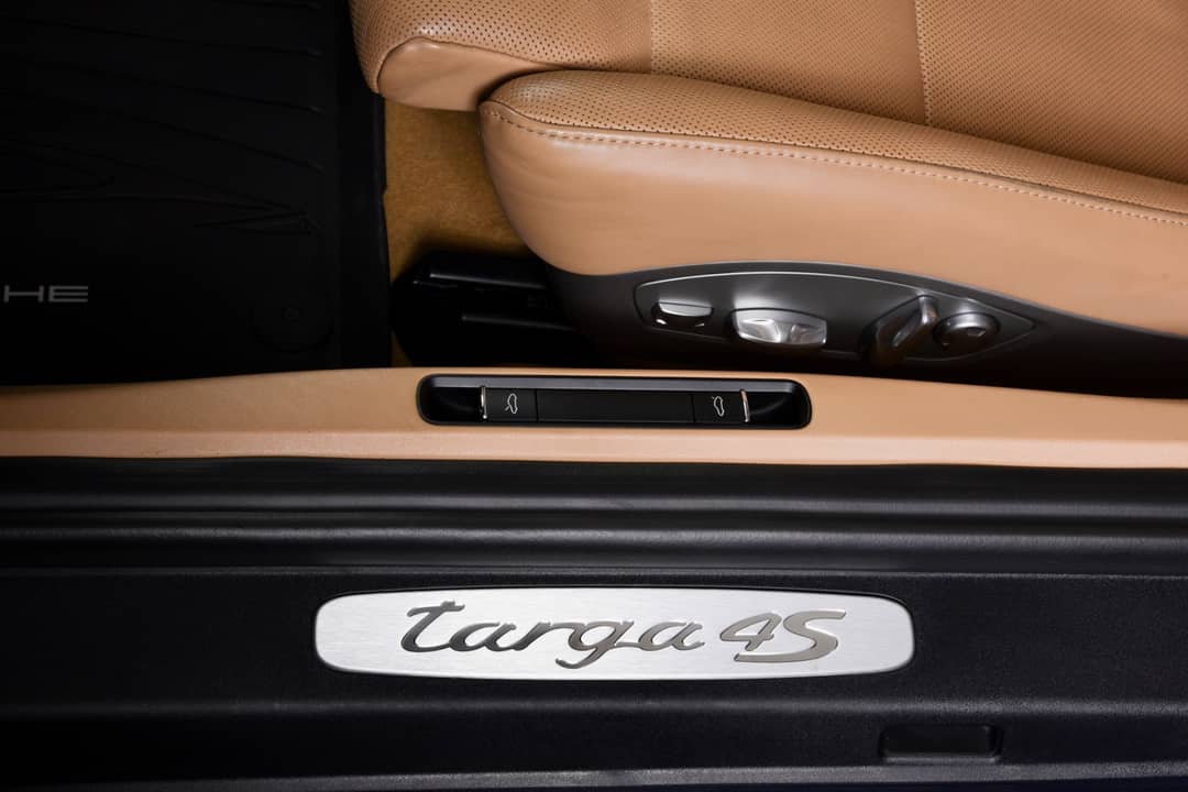 2015 Porsche 911 Targa 4S — photo 23