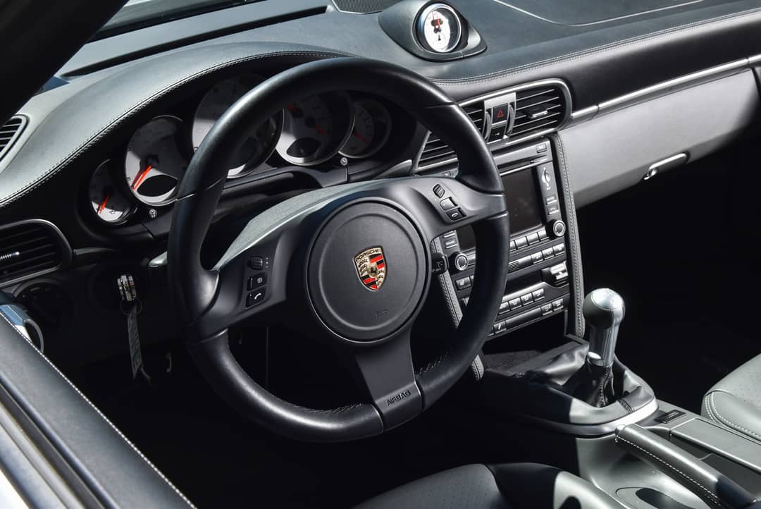 2011 Porsche 911 Turbo — photo 12
