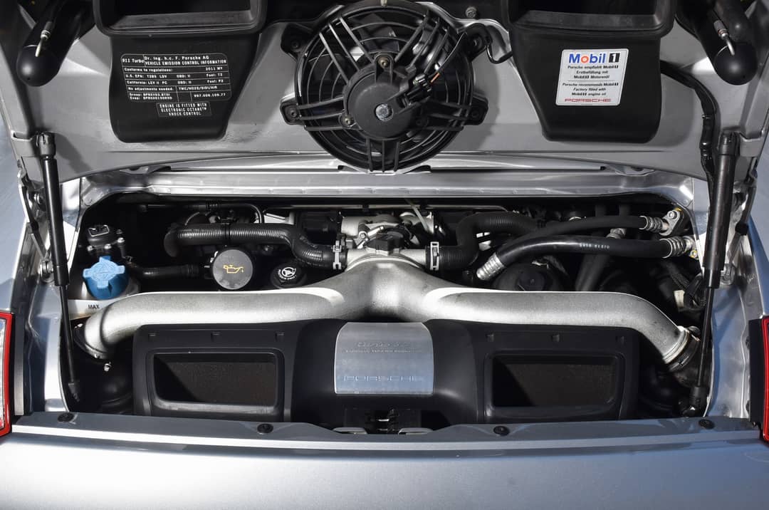 2011 Porsche 911 Turbo — photo 15