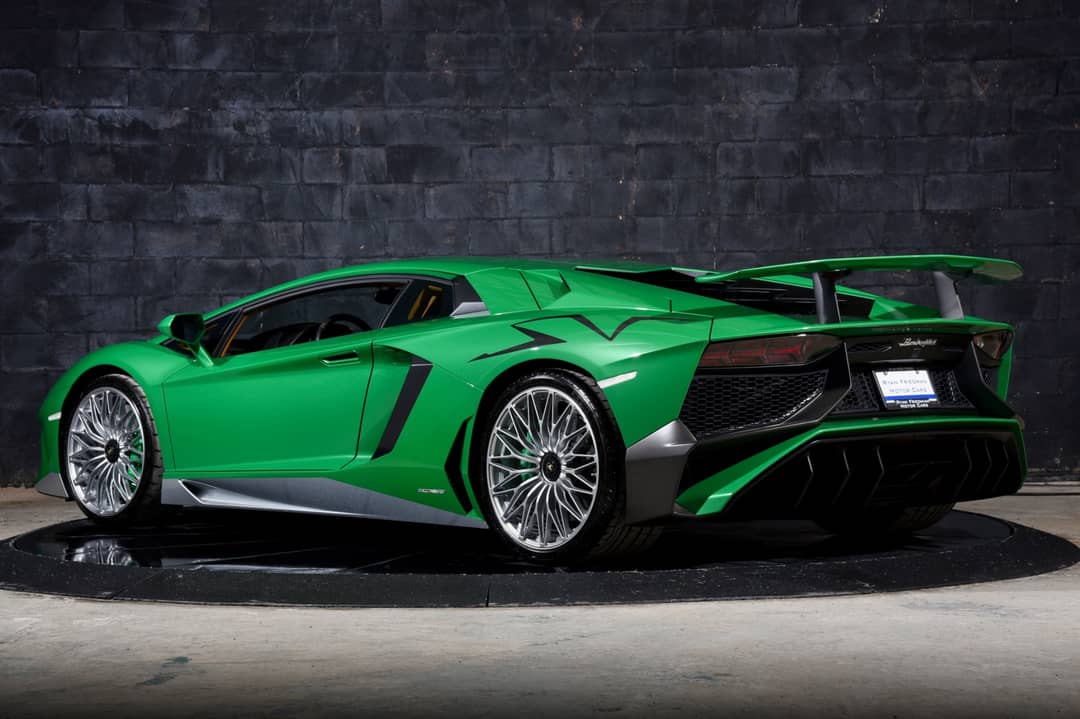 2017 Lamborghini Aventador LP 750-4 SV — photo 3