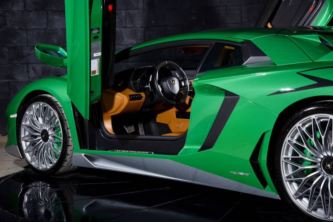 2017 Lamborghini Aventador LP 750-4 SV — photo 25