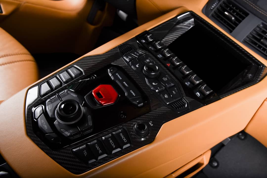 2017 Lamborghini Aventador LP 750-4 SV — photo 33