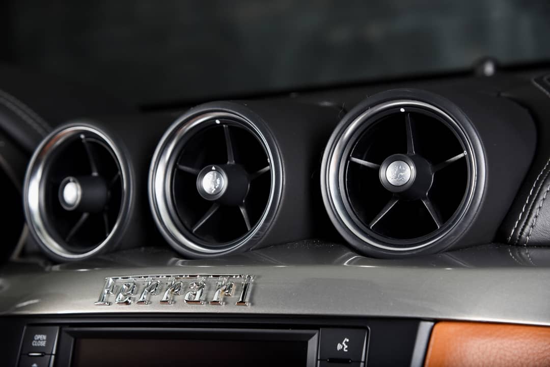 2012 Ferrari FF — photo 23