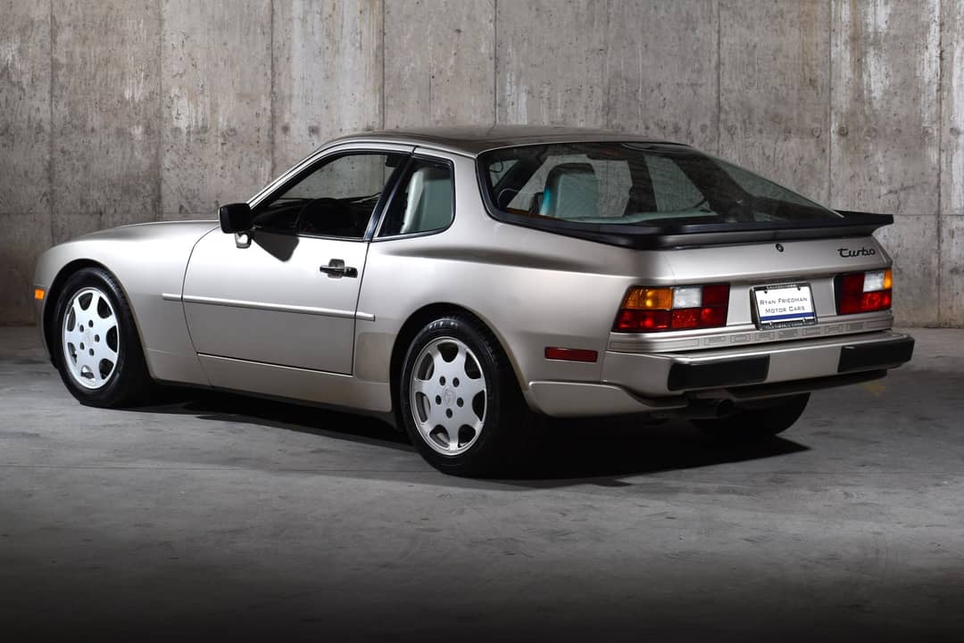 1989 Porsche 944 Turbo — photo 12