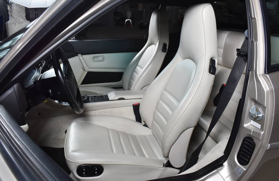 1989 Porsche 944 Turbo — photo 19