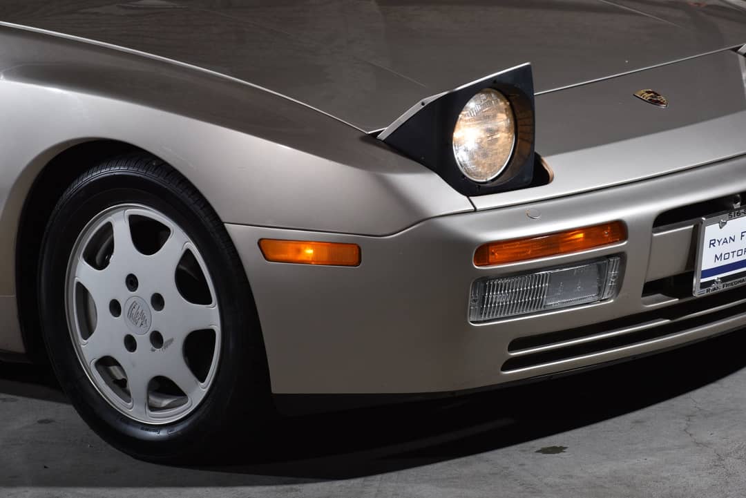 1989 Porsche 944 Turbo — photo 6