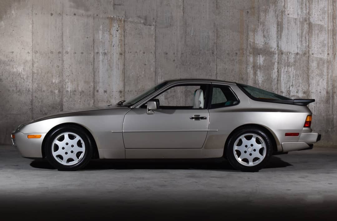 1989 Porsche 944 Turbo — photo 10
