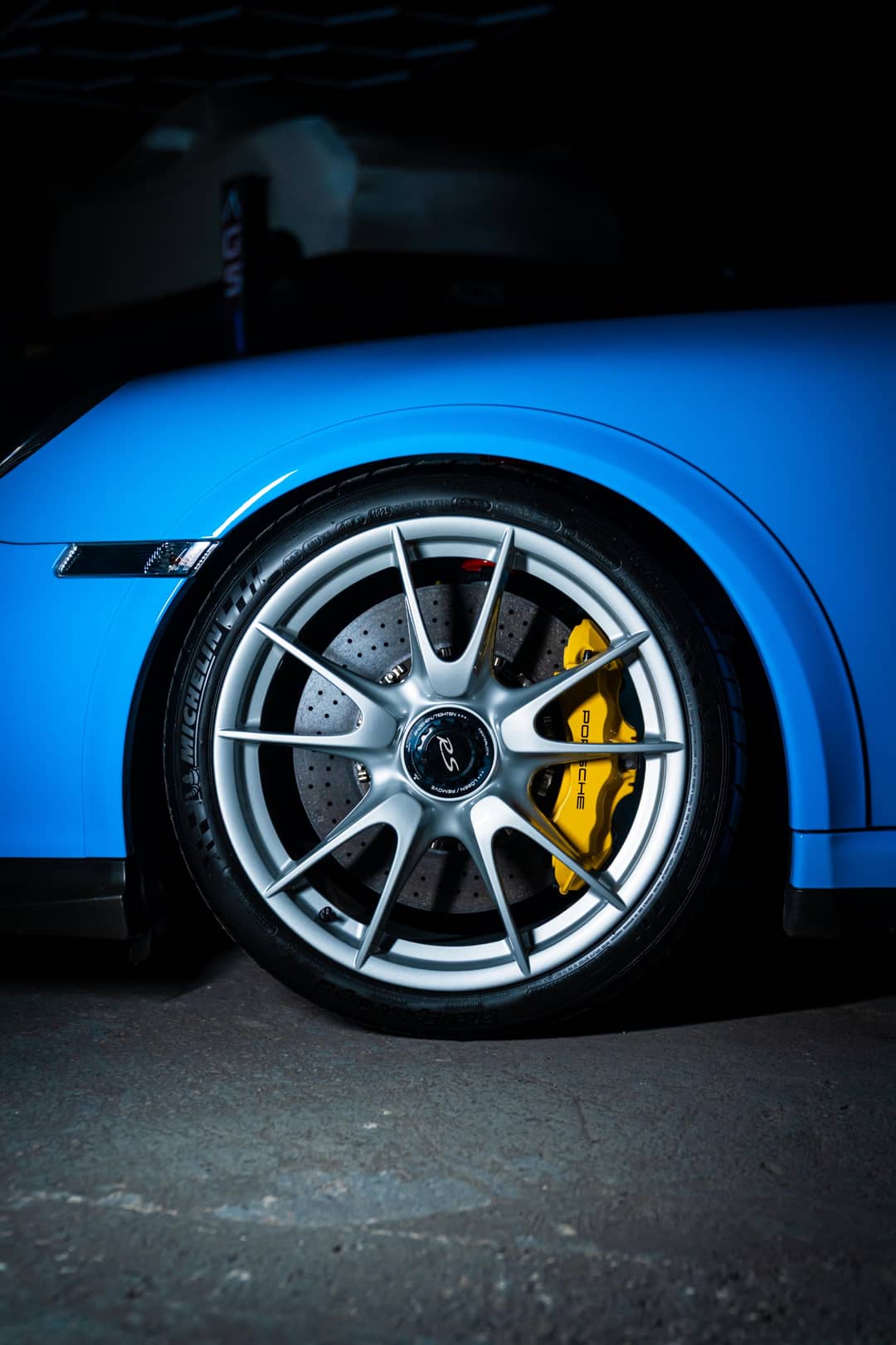 2011 Porsche 911 GT3 RS — photo 11