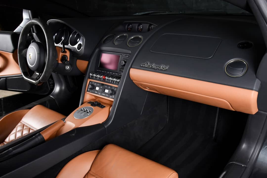 2013 Lamborghini Gallardo LP 550-2 — photo 14