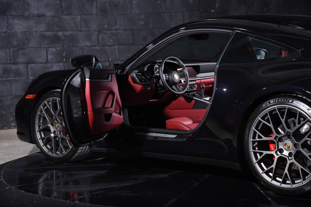 2024 Porsche 911 Carrera S — photo 19