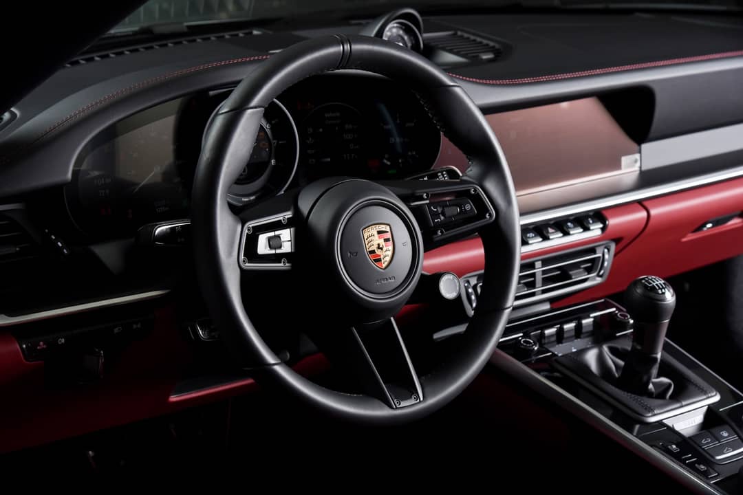 2024 Porsche 911 Carrera S — photo 23