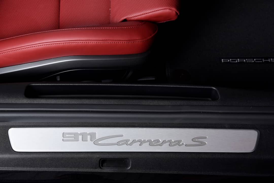 2024 Porsche 911 Carrera S — photo 32