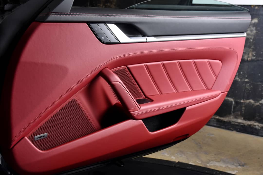2024 Porsche 911 Carrera S — photo 9