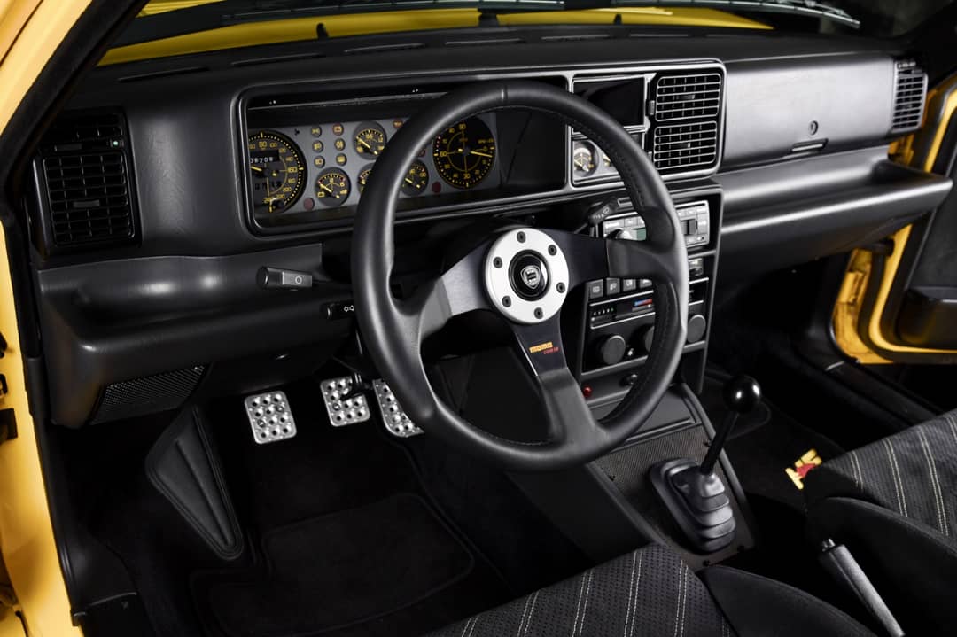 1994 Lancia Delta HF Integrale Evoluzione II — photo 4