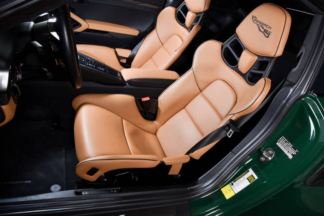 2018 Porsche 911 GT2 RS — photo 16