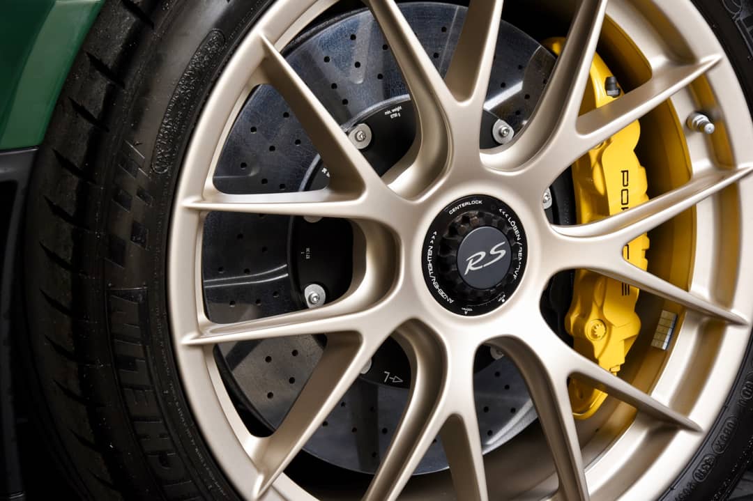 2018 Porsche 911 GT2 RS — photo 8