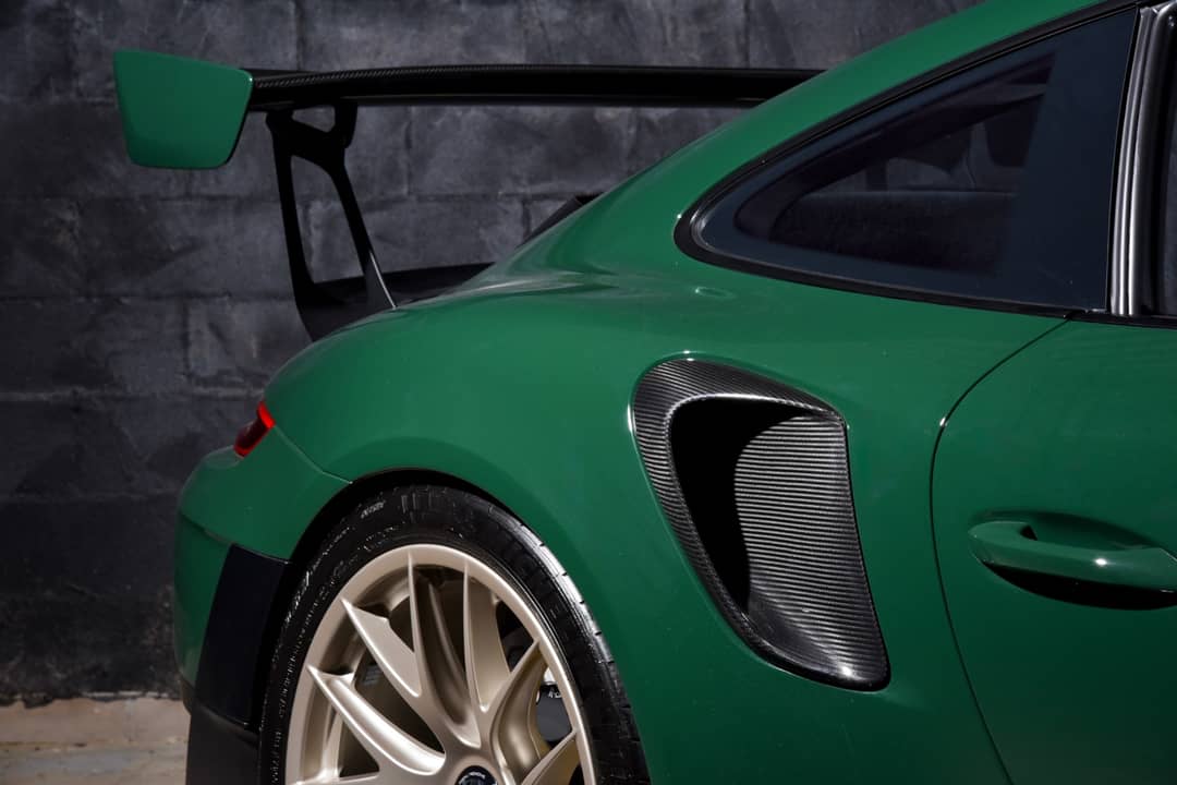 2018 Porsche 911 GT2 RS — photo 9