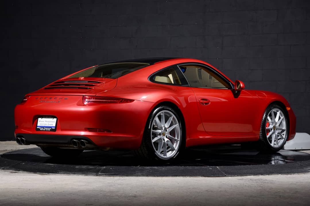 2013 Porsche 911 Carrera S — photo 3