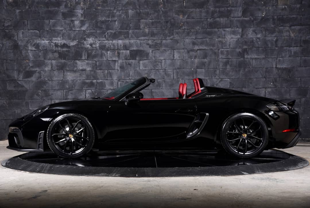 2020 Porsche 718 Boxster Spyder — photo 11